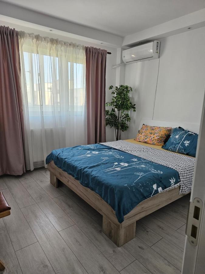 Apartament Near The Park Two Rooms บูคาเรสต์ ภายนอก รูปภาพ