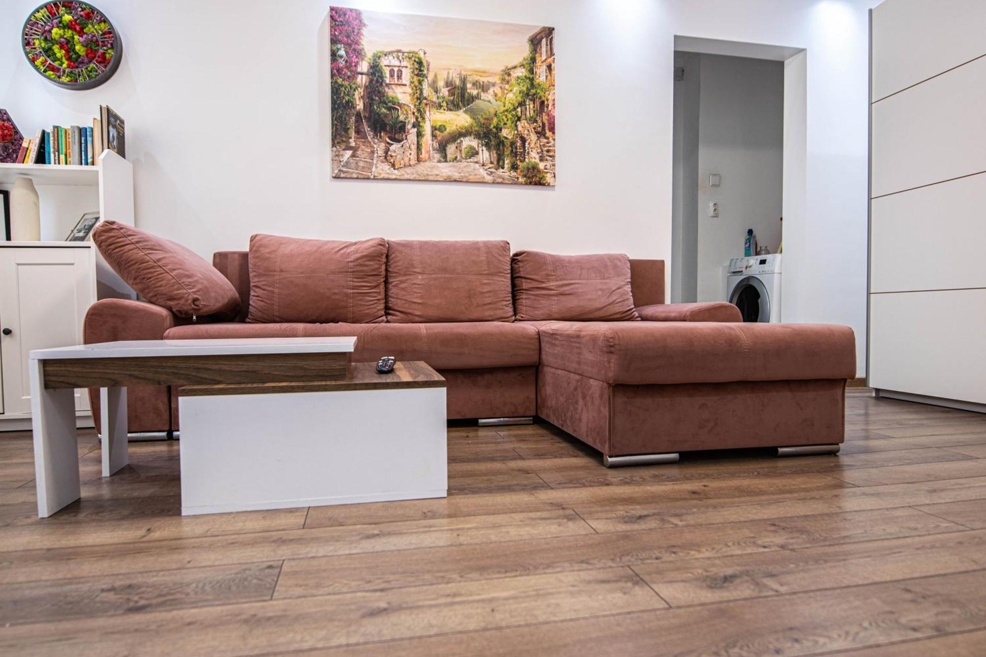 Apartament Near The Park Two Rooms บูคาเรสต์ ภายนอก รูปภาพ