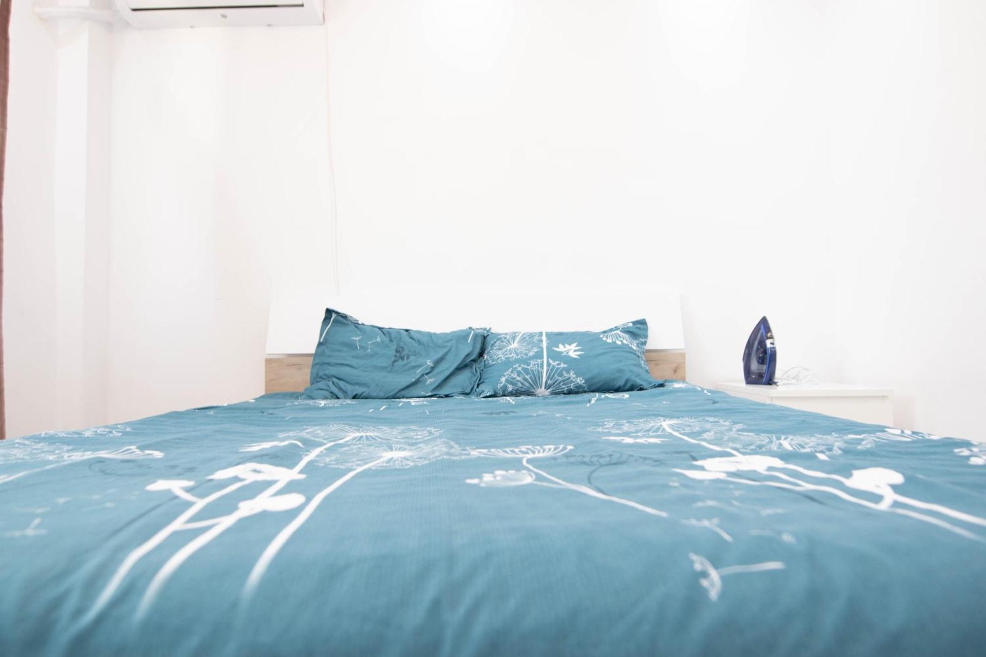 Apartament Near The Park Two Rooms บูคาเรสต์ ภายนอก รูปภาพ